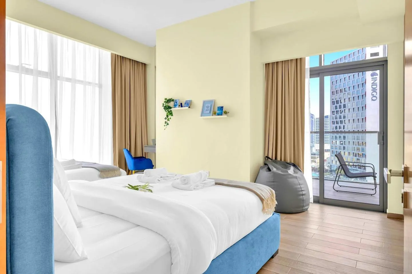 Refined 2 & Half Br In Mada Residences Near Dubai Mall Apartment