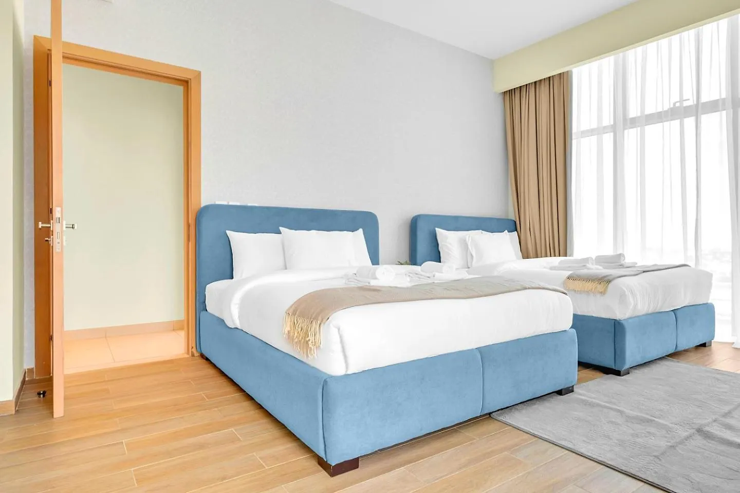 Refined 2 & Half Br In Mada Residences Near Dubai Mall Vereinigte Arabische Emirate