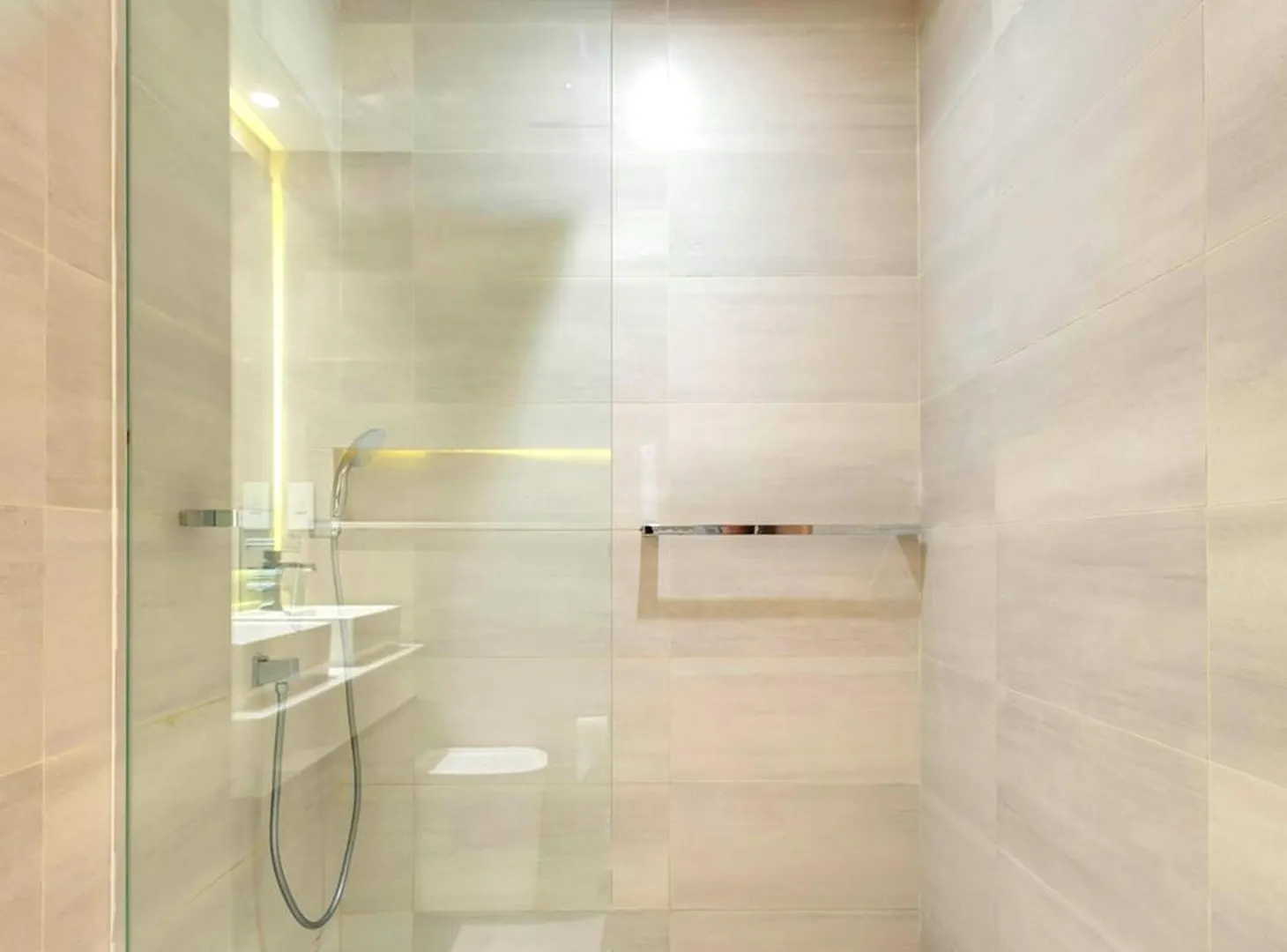 Apartment Refined 2 & Half Br In Mada Residences Near Dubai Mall