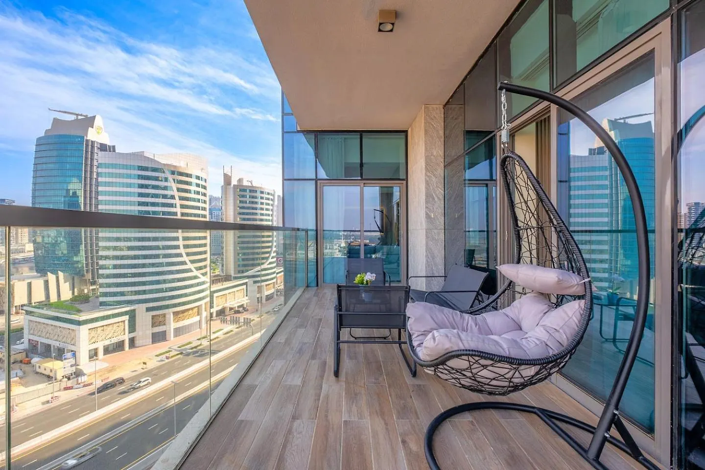 Refined 2 & Half Br In Mada Residences Near Dubai Mall 0*,